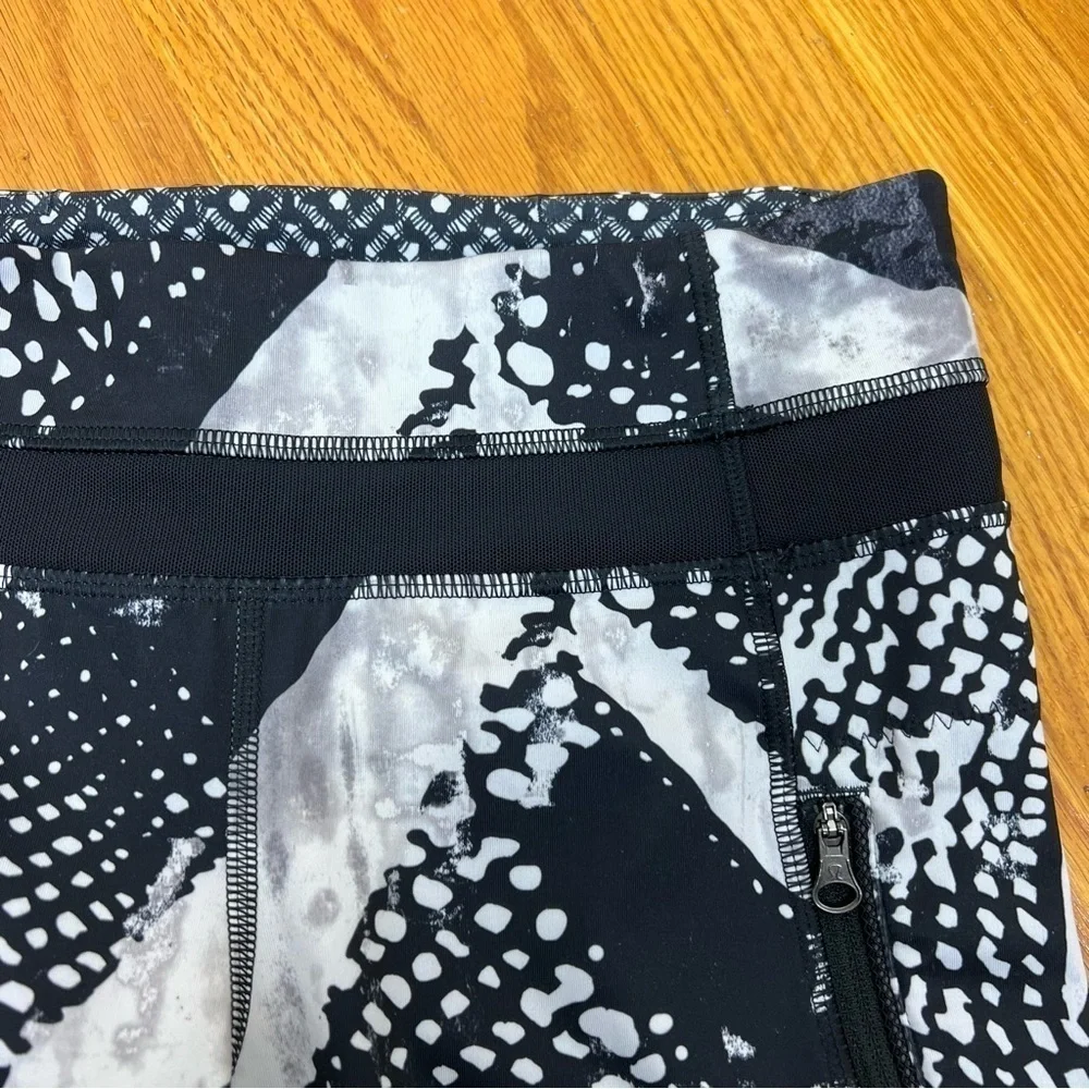 lululemon athletica excellent used